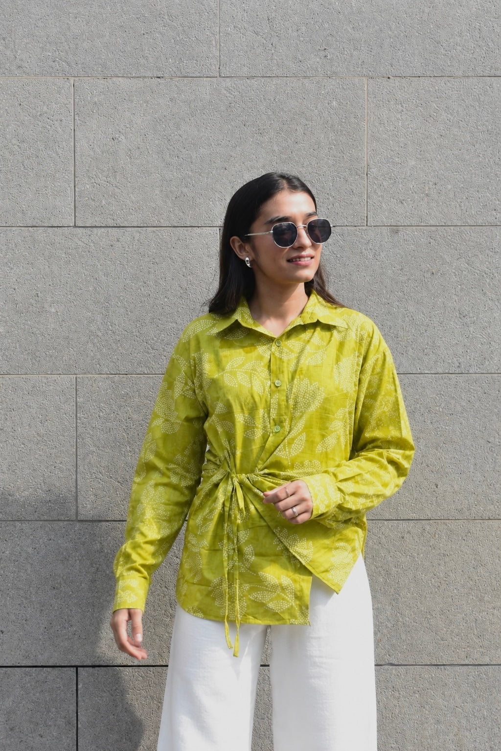 Aster knot Shirt