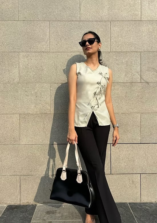 Bowed Beauty Top